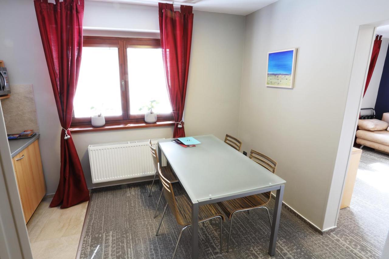 Apart Hotel Jablonec Яблонец-над-Нисоу Экстерьер фото
